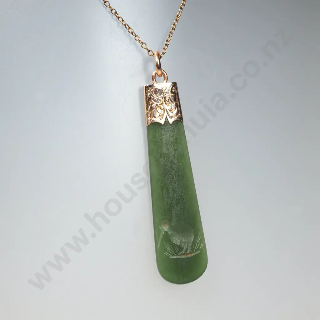 Colonial 9ct Gold Greenstone Pendant w Kiwi Engraving on Rolled Gold Chain Image 1++