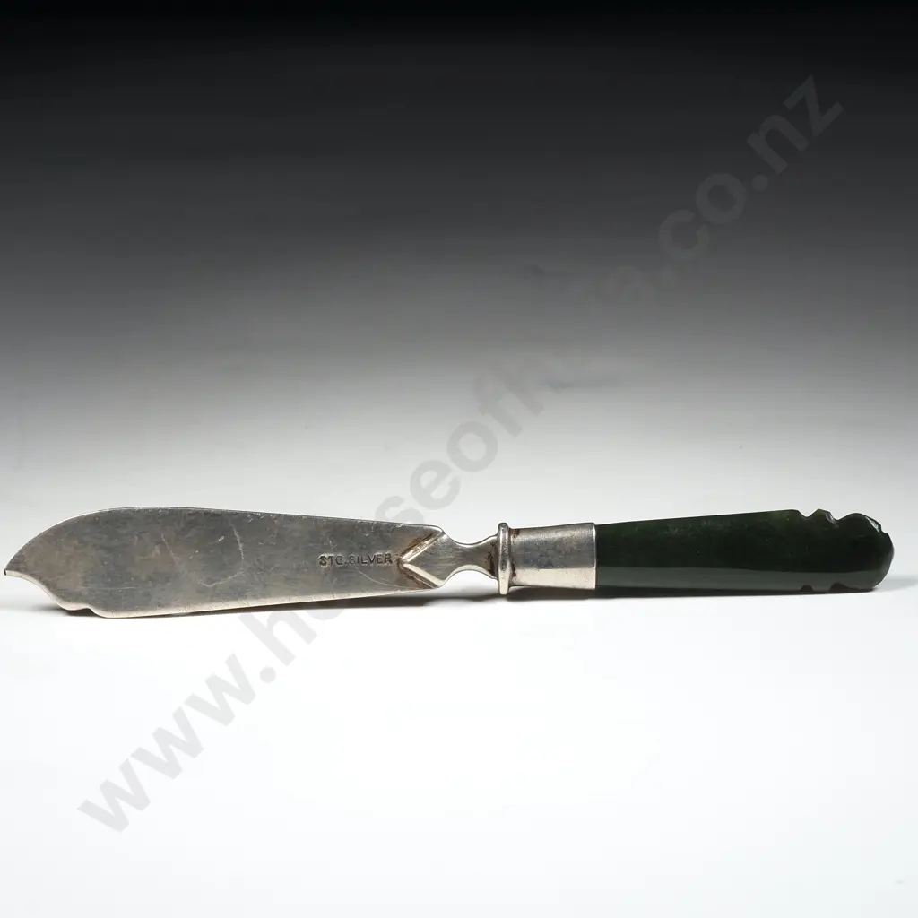 Sterling Silver Greenstone Handled Butterknife with Tiki Finial Image 1++