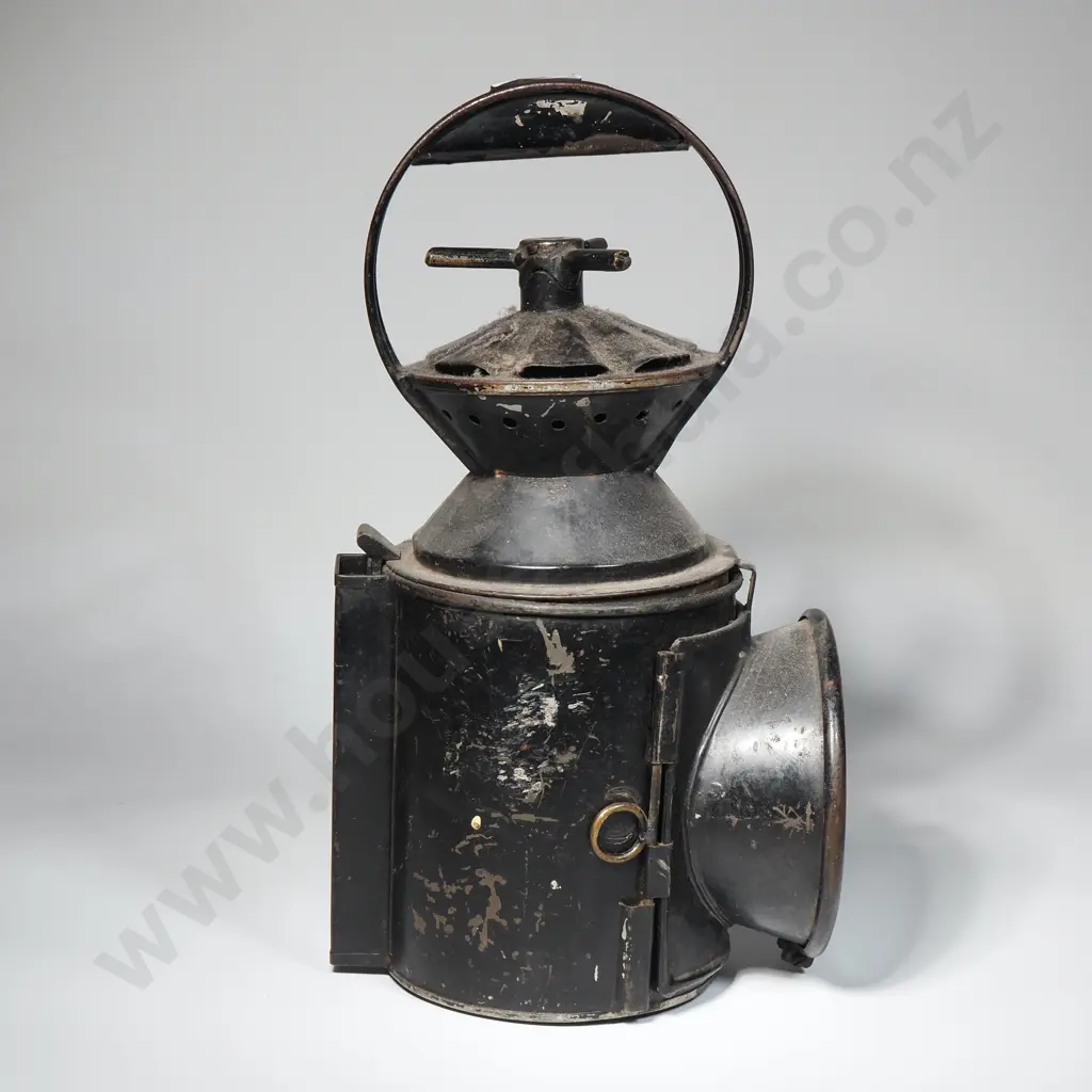 Antique New Zealand Railways Lantern w Original Burner and & Two Glass Colours Image 1++