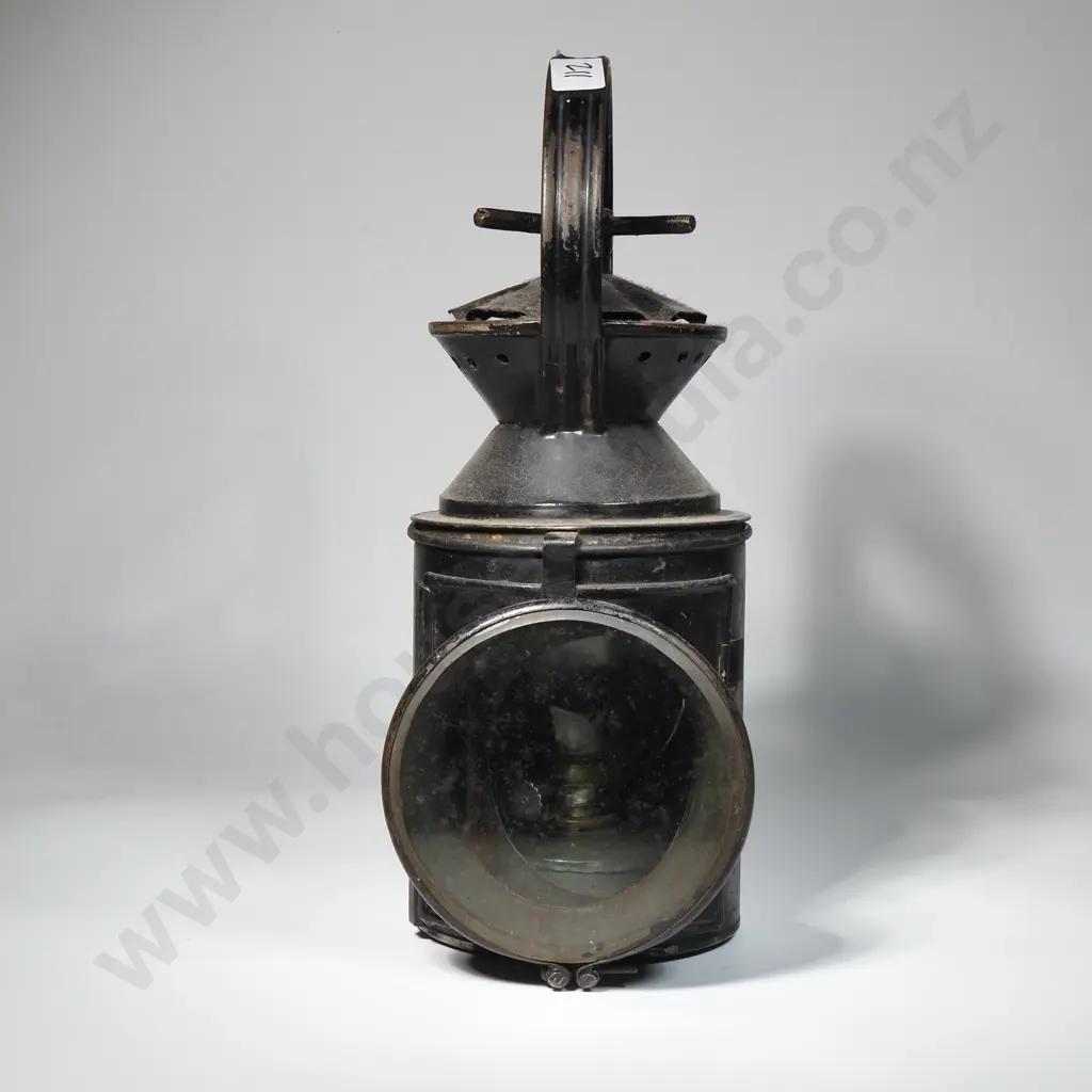 Antique New Zealand Railways Lantern w Original Burner and & Two Glass Colours Image 1++