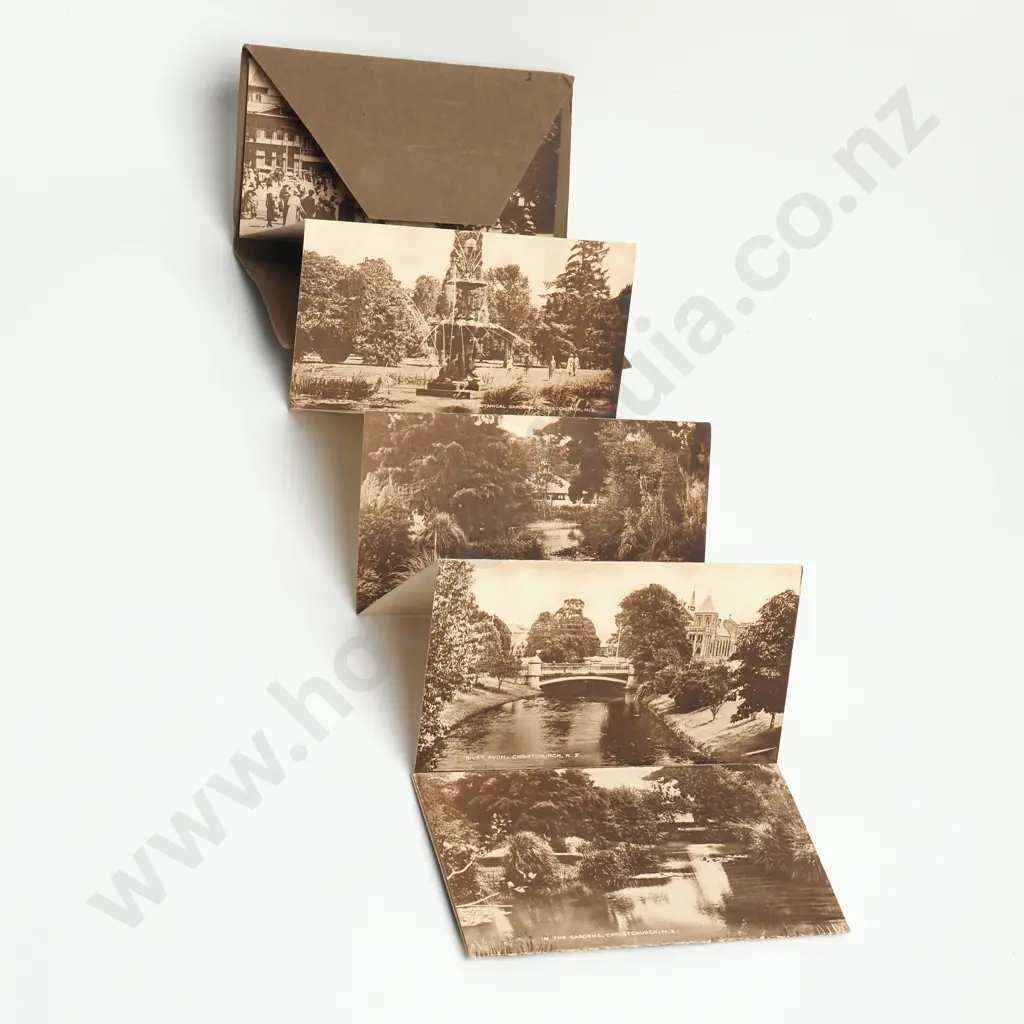 Vintage Photographic Booklet  "Souvenir of Christchurch' By Tanner Bros Image 1++
