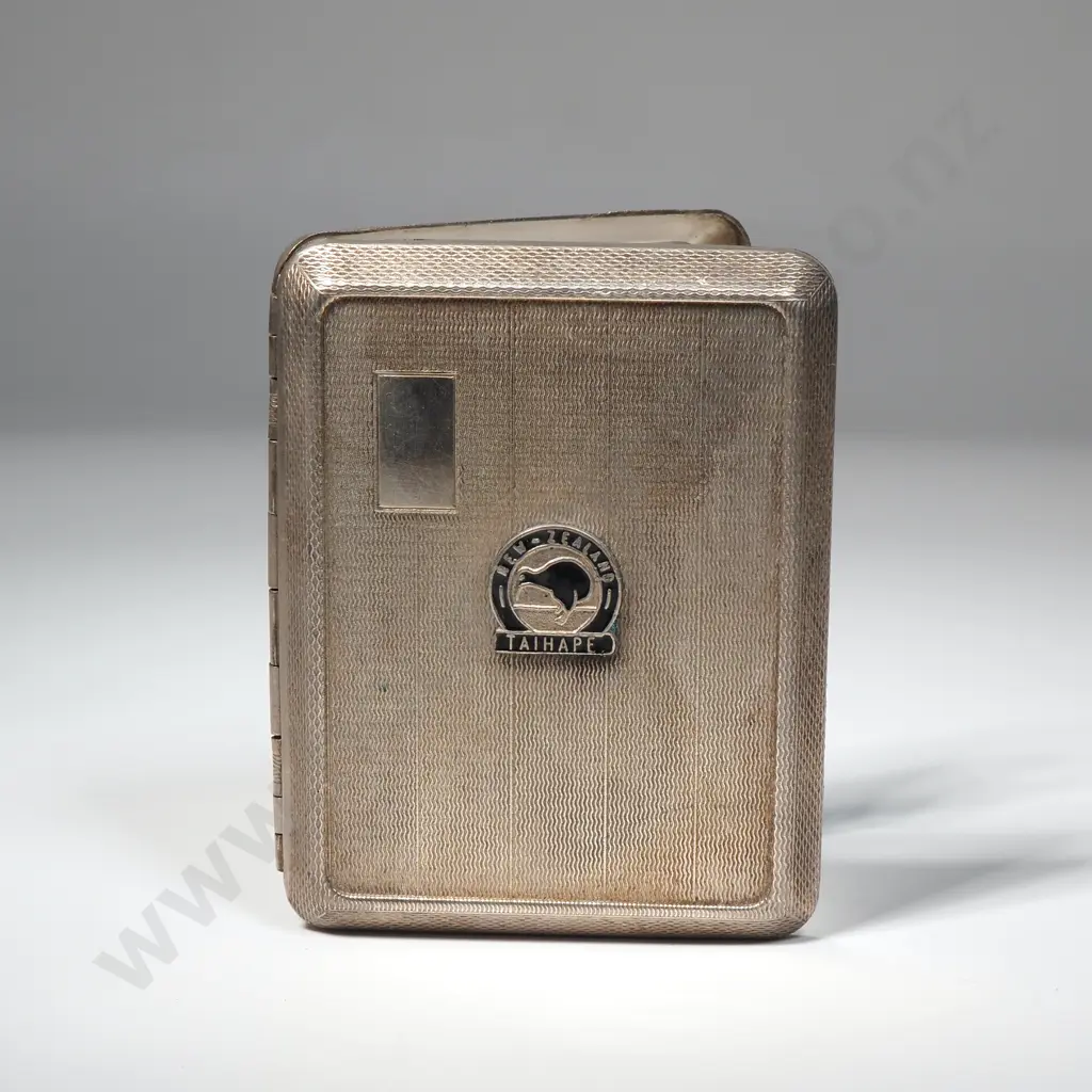 New Zealand Taihape Base Metal Cigarette Case  Image 1++