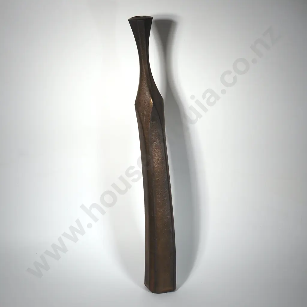 Aina Apse,Tapered & Facetted Pottery Vase w Copper Lustre Glaze. H510 Image 1++