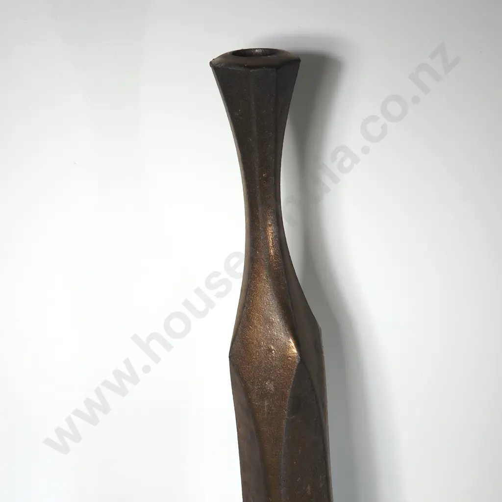Aina Apse,Tapered & Facetted Pottery Vase w Copper Lustre Glaze. H510 Image 1++