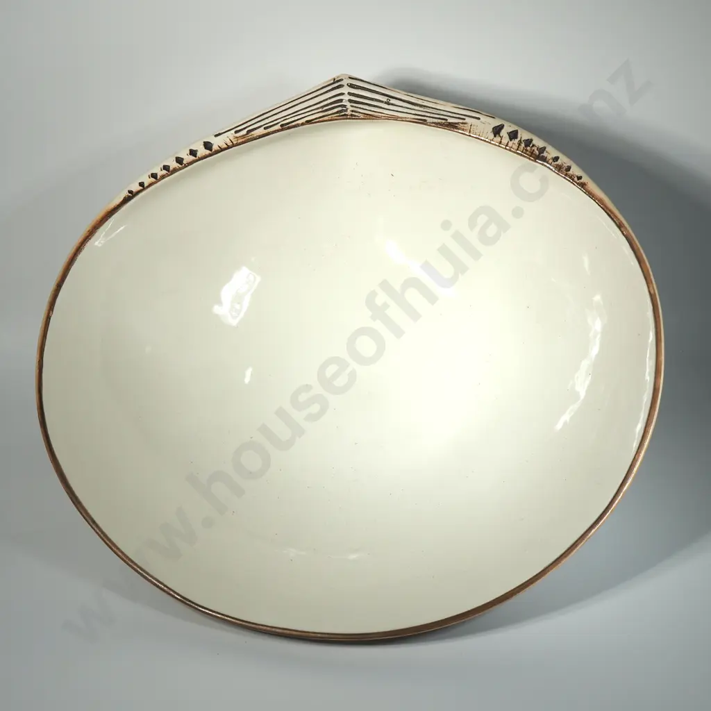 Royce McGlashen - Large Shell Form Bowl Image 1++