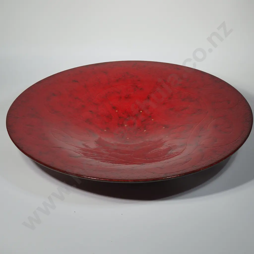 Keum Sun Lee/Sang Sool Shim Deep red shallow footed dish, Image 1++