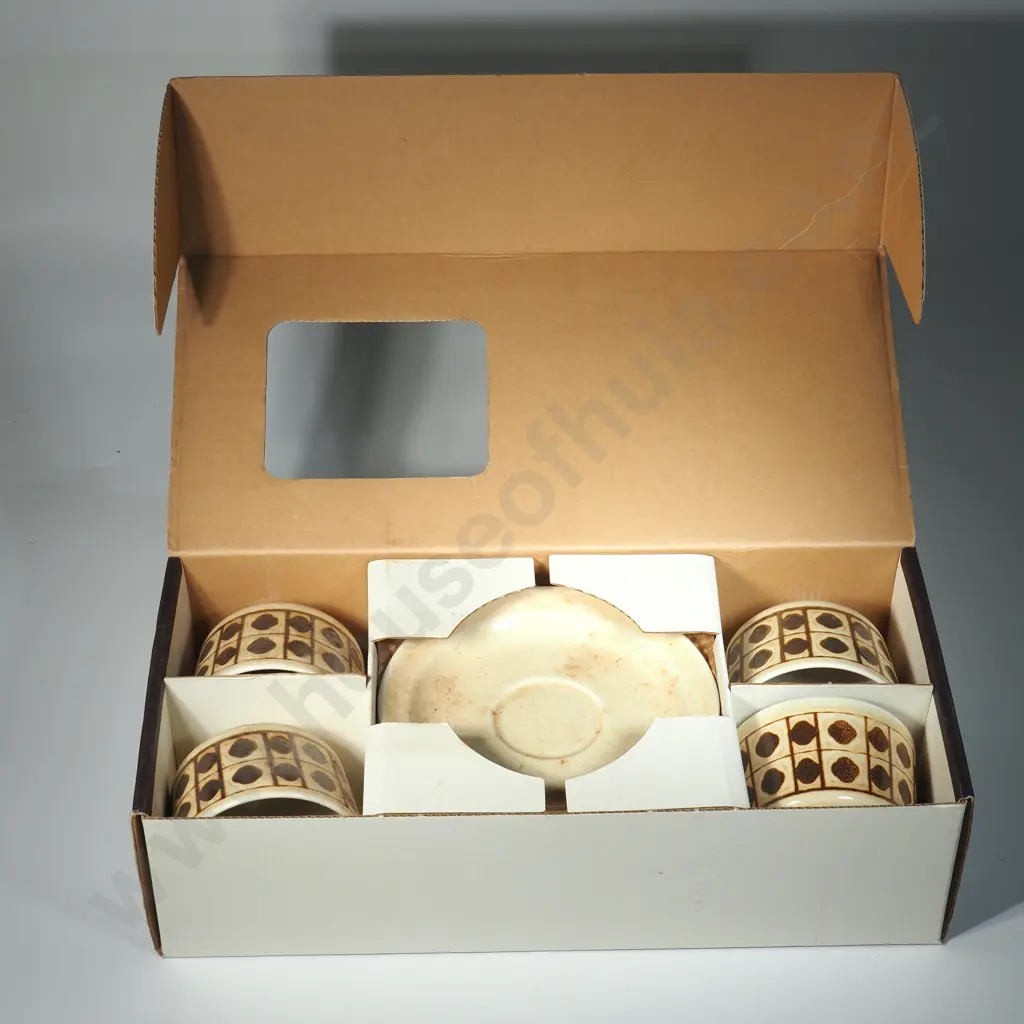 Crown Lynn Boxed Cups & Saucers Set Image 1++