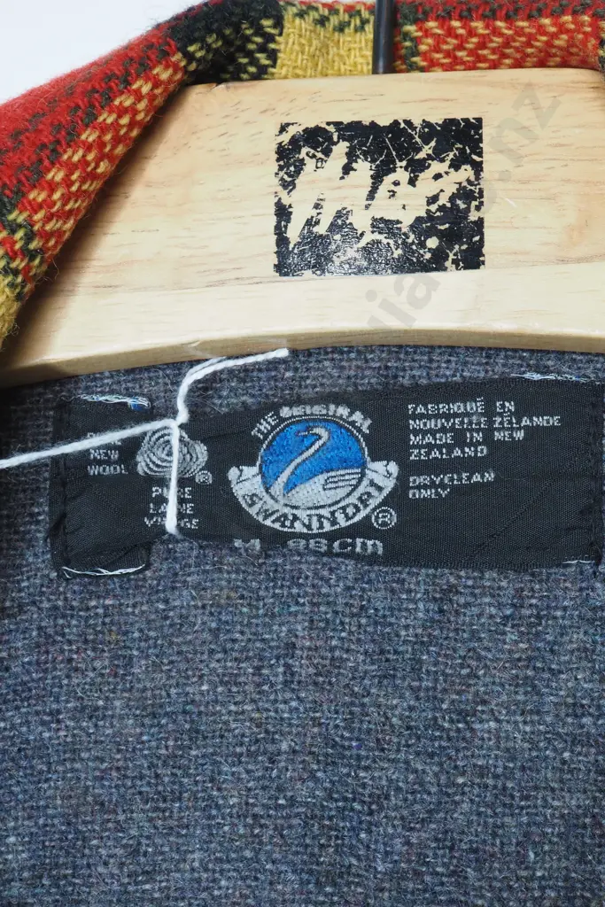 Vintage New Zealand  Swanndri Wool Checked Shirt in Red, Yellow & Black Plaid Image 1++