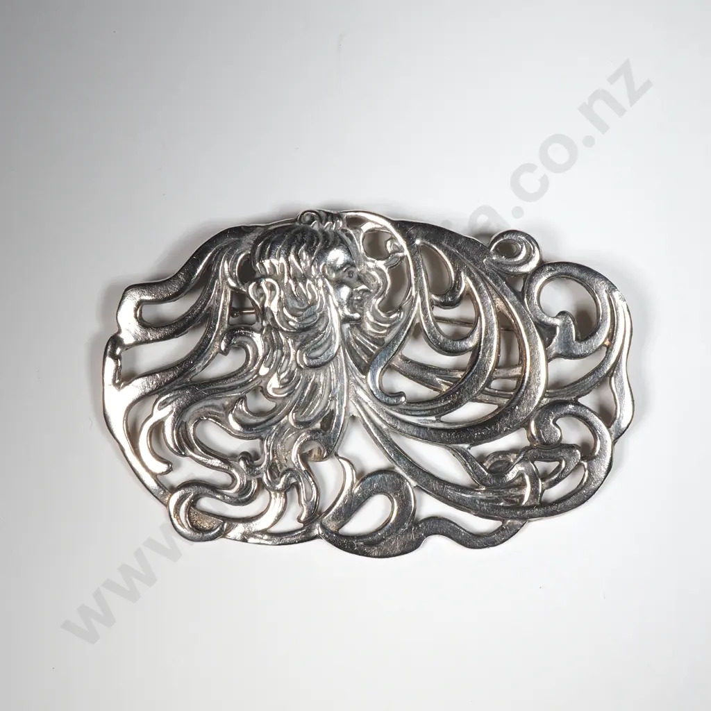 Impressive Sterling Silver Cased Art Nouveau Style Brooch Image 1++