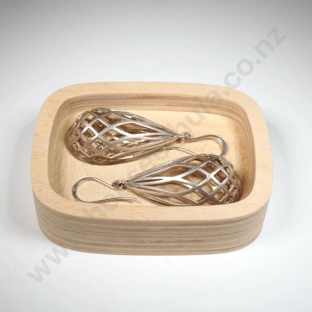 David Trubridge Sterling Silver Earrings in Wooden Box Image 1++