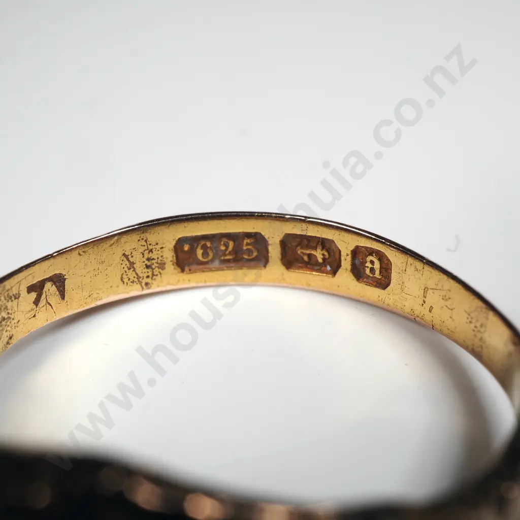 Exquisite Antique Cased 15ct Gold Garnet & Seed Pearl Ring Image 1++