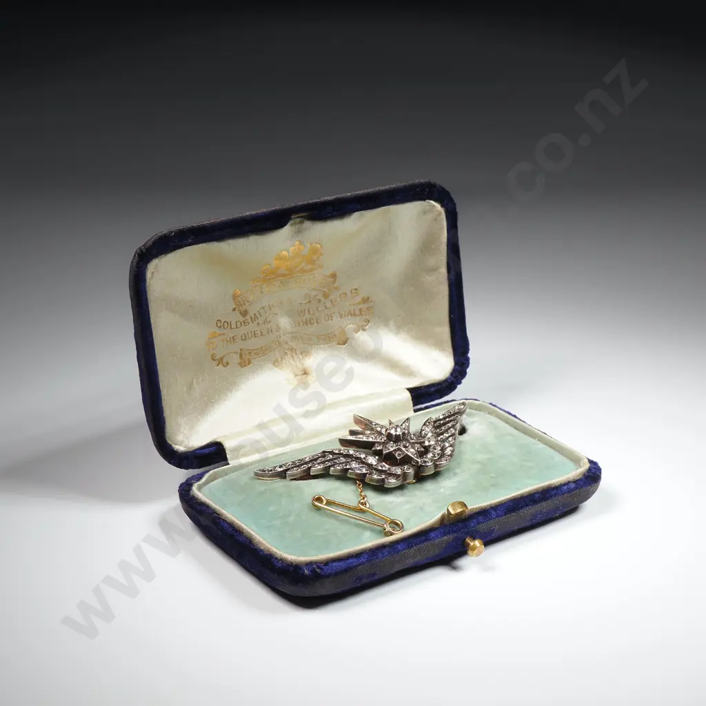 Exquisite Antique Diamond Brooch in Fitted Box Image 1++