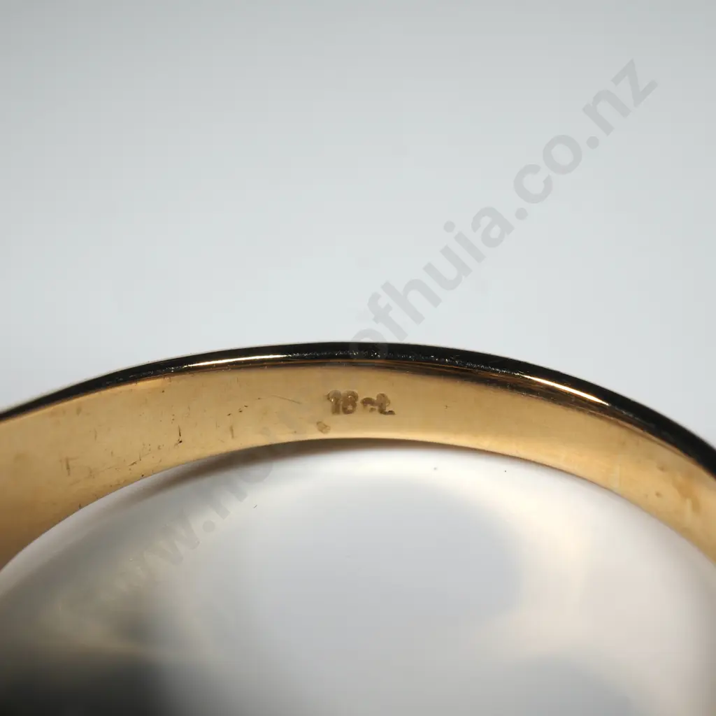 18ct Gold Solitaire Diamond Ring w Valuation $5,250.00 Image 1++