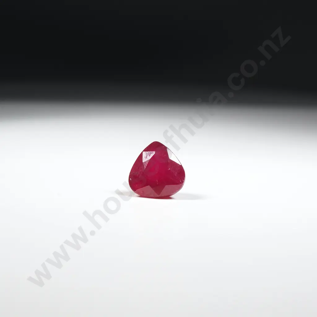 Loose Faceted Ruby Stone - 2.9 Carat Image 1++