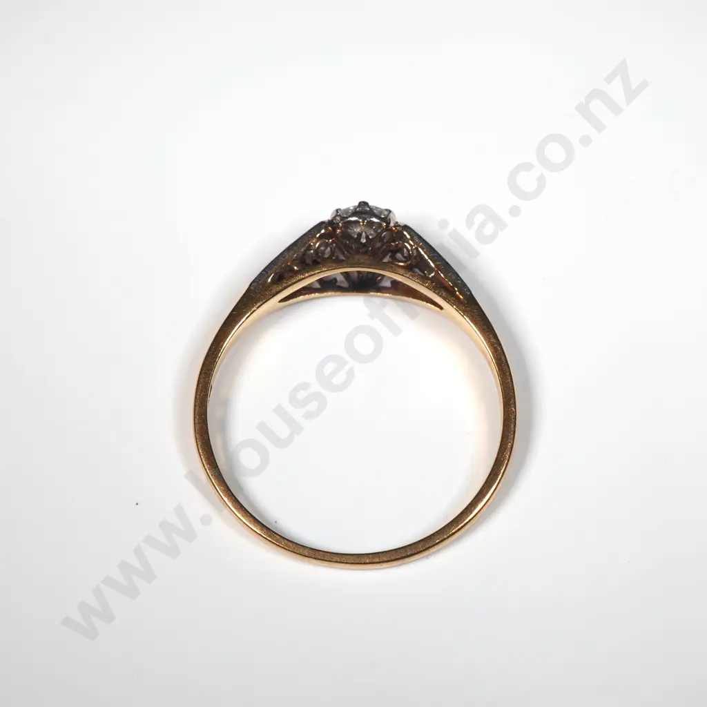 Vintage 18ct Gold Solitaire Diamond Ring w Valuation $3,900.00 Image 1++