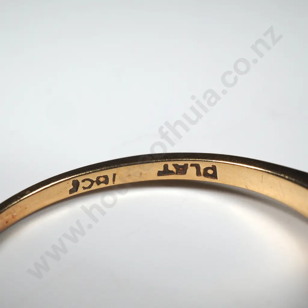 Vintage 18ct Gold Solitaire Diamond Ring w Valuation $3,900.00 Image 1++