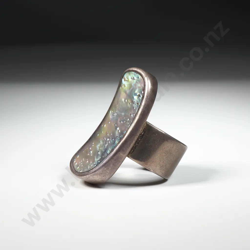 Large Sterling Silver Paua Shell Ring Image 1++