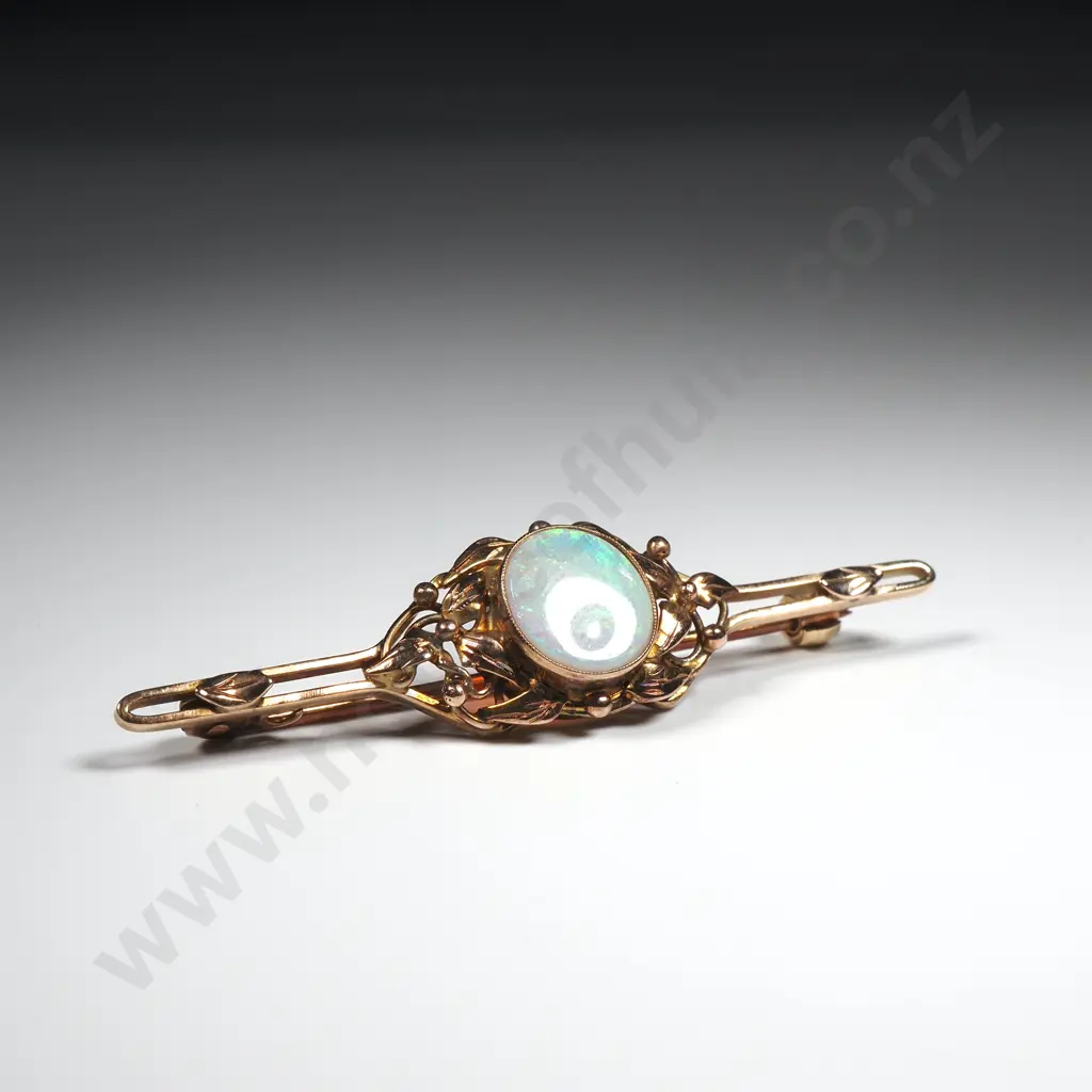 Exquisite Cased Antique 9ct Gold Opal Brooch in Australia Jewellers Box Image 1++