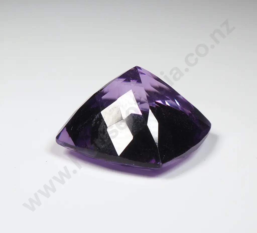 Loose Amethyst Stone - 22 Carats Image 1++