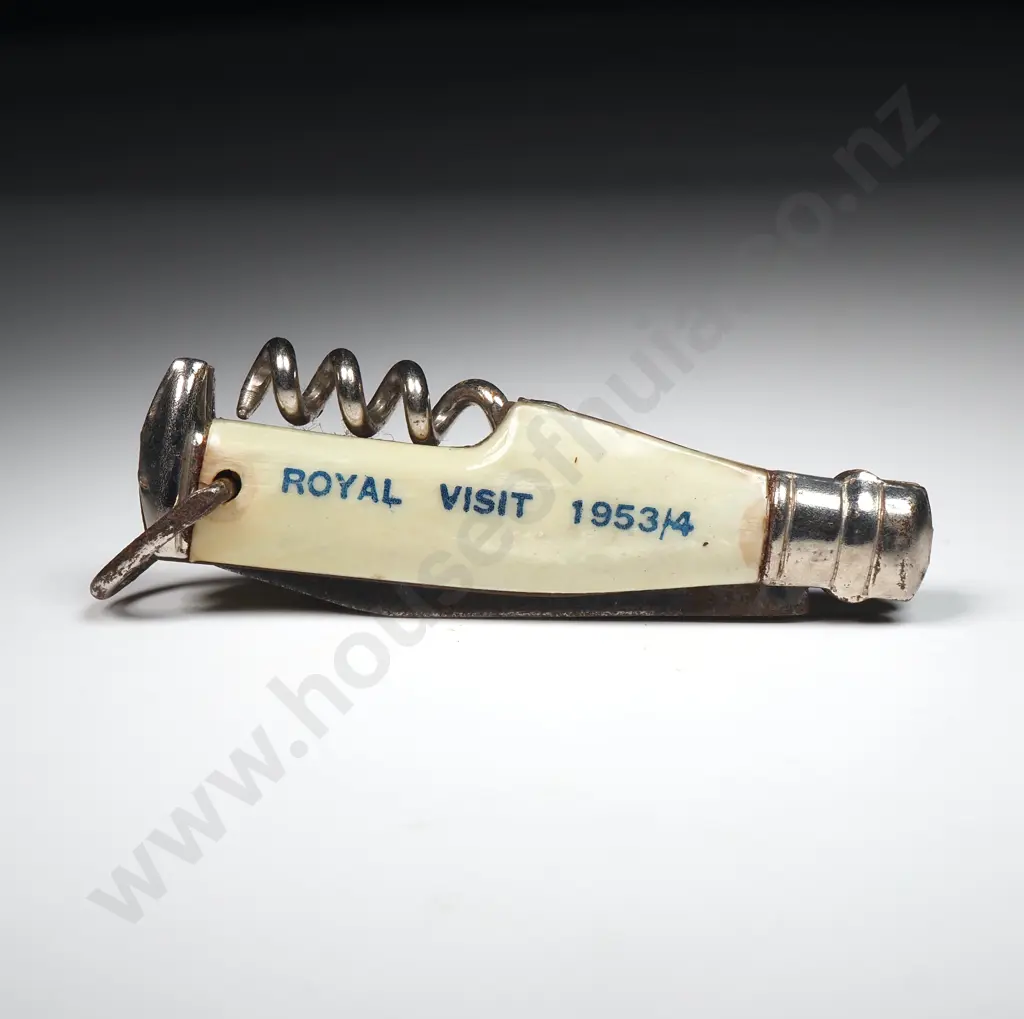 1953/54 Royal Visit Commemorative Pocket Knife Image 1++