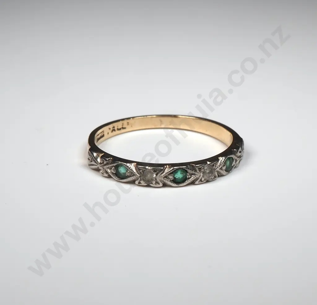 Antique 9ct Gold Diamond & Emerald Ring Image 1++