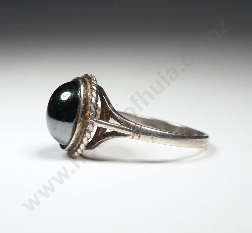 Sterling Silver Cabochon Ring Image 1++