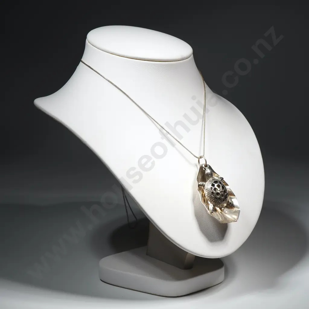 Sterling Silver Chain w S/P Pendant Image 1++