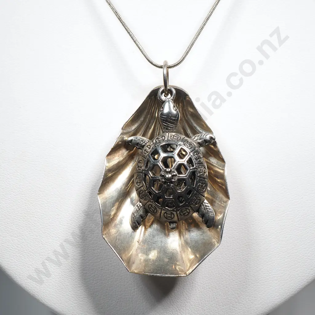 Sterling Silver Chain w S/P Pendant Image 1++