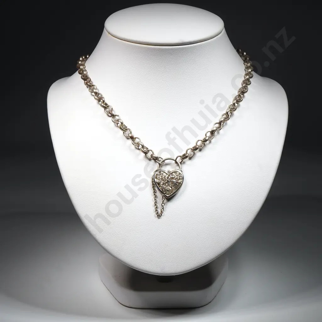 Costume Necklace Image 1++