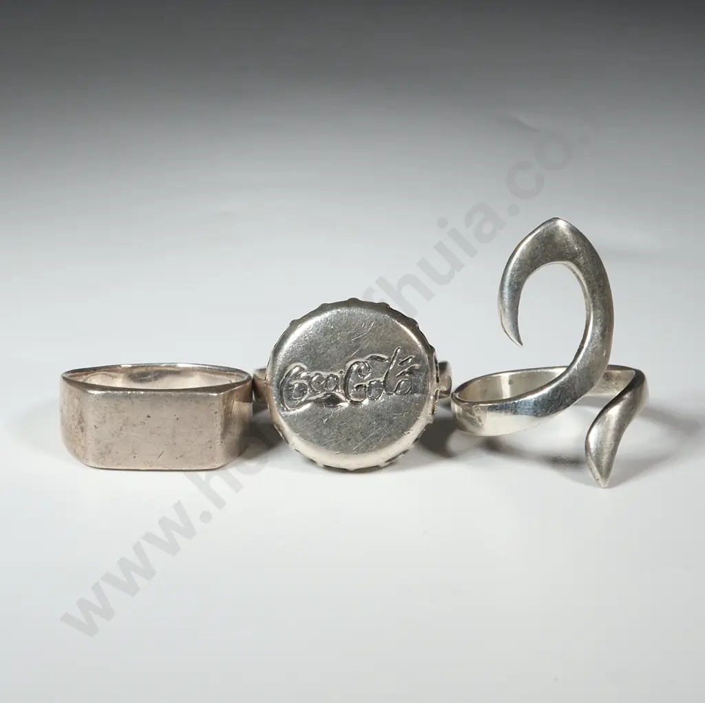 Three Sterling Silver Rings Image 1++