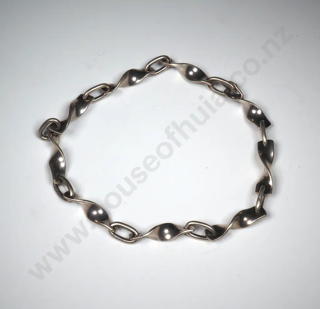 Sterling Silver Twist Bracelet Image 1++