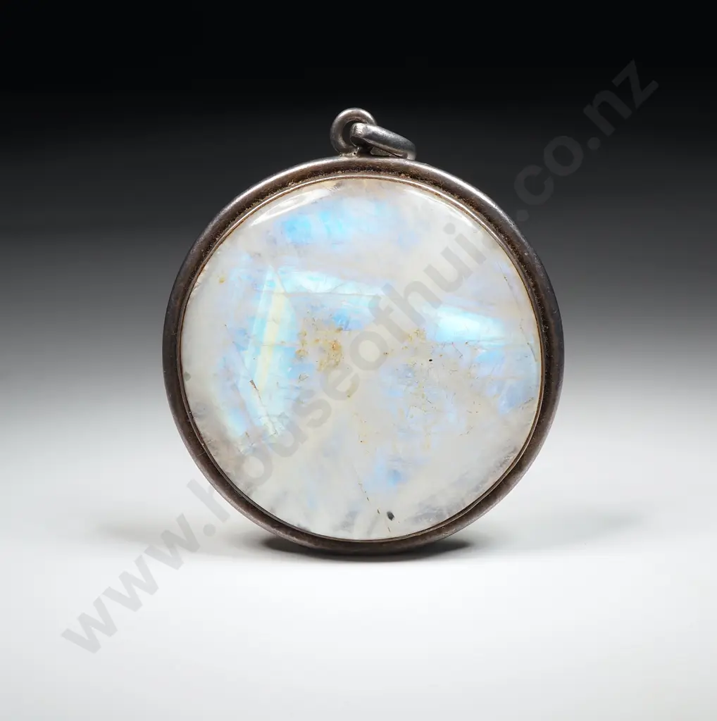 Interesting White Metal Moonstone Pendant Image 1++