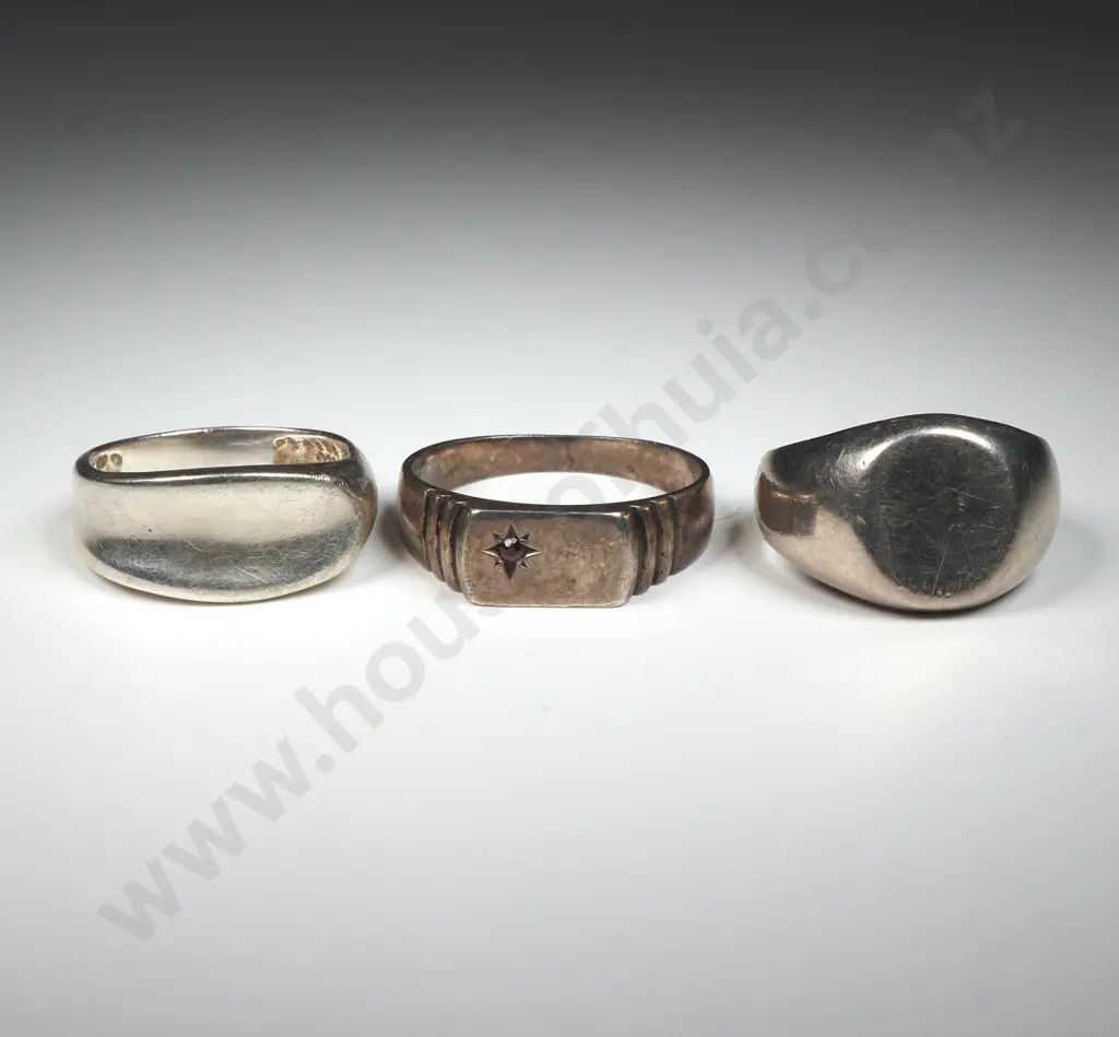 Three Sterling Silver Rings Image 1++