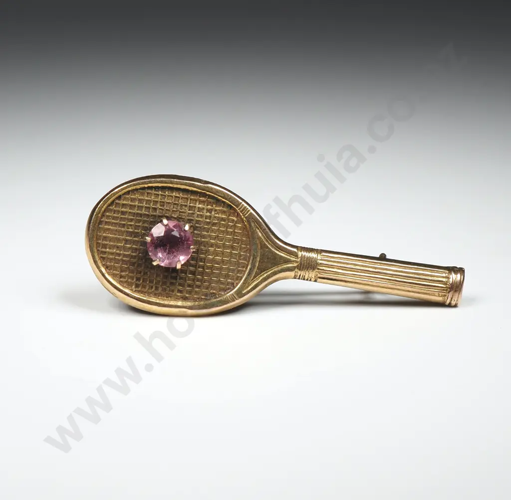 Vintage Gilt Tennis Racket Brooch w Pink Stone Image 1++