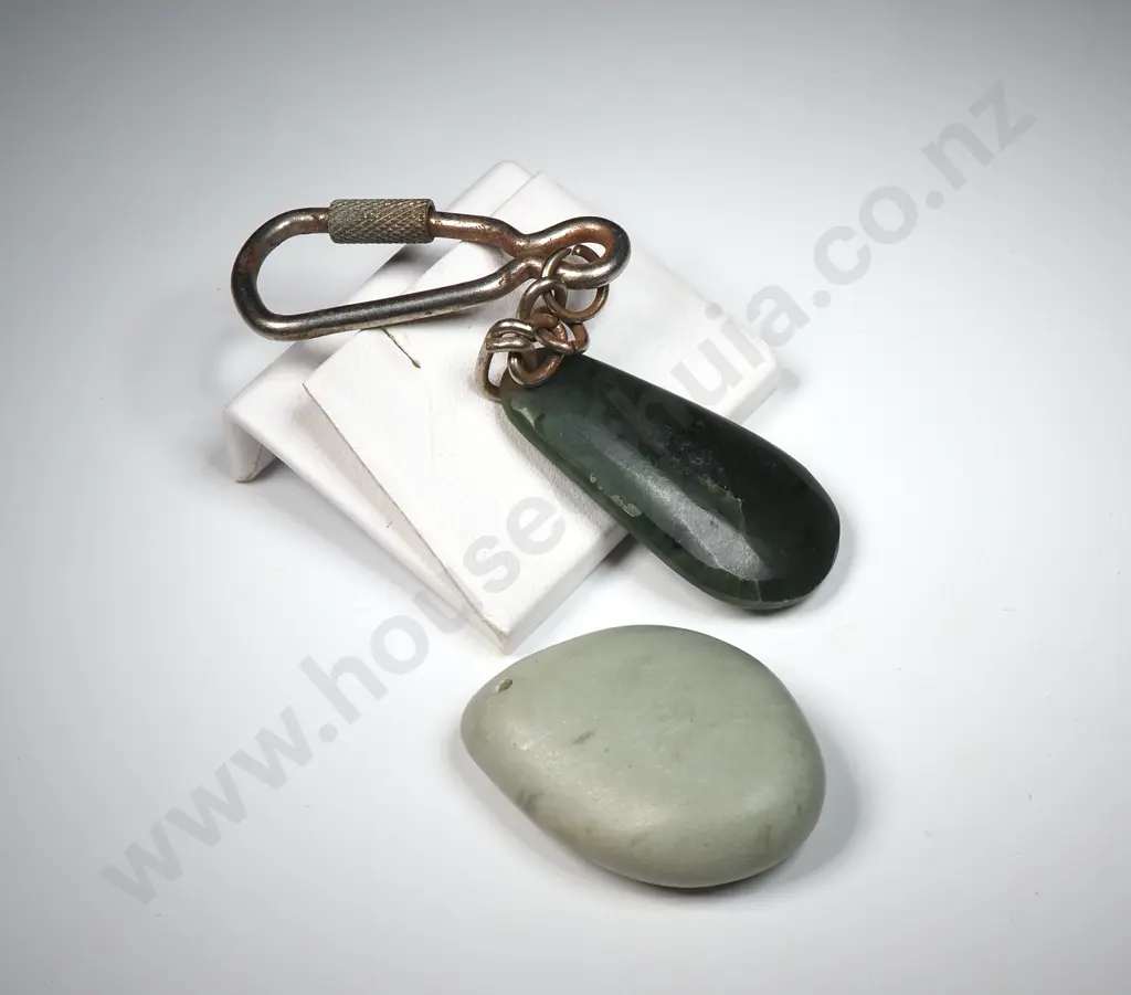 Greenstone Keyring & A Greenstone With A Drilled Hole  Image 1++