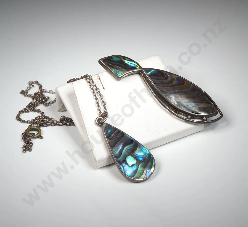 Sterling Silver & Paua Shell Stylized Fish  Brooch & Tear Drop Pendant &  Chain  Image 1++
