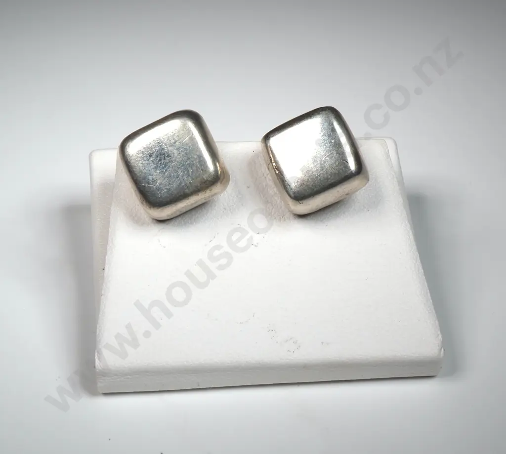 Pair Of Square Sterling Silver Earrings Image 1++