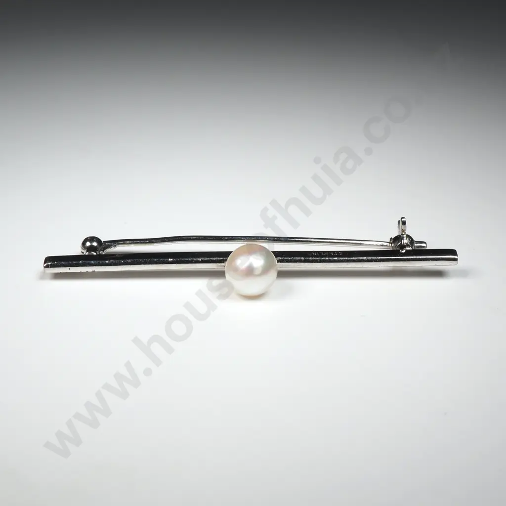 Sterling Silver Pearl Brooch Image 1++