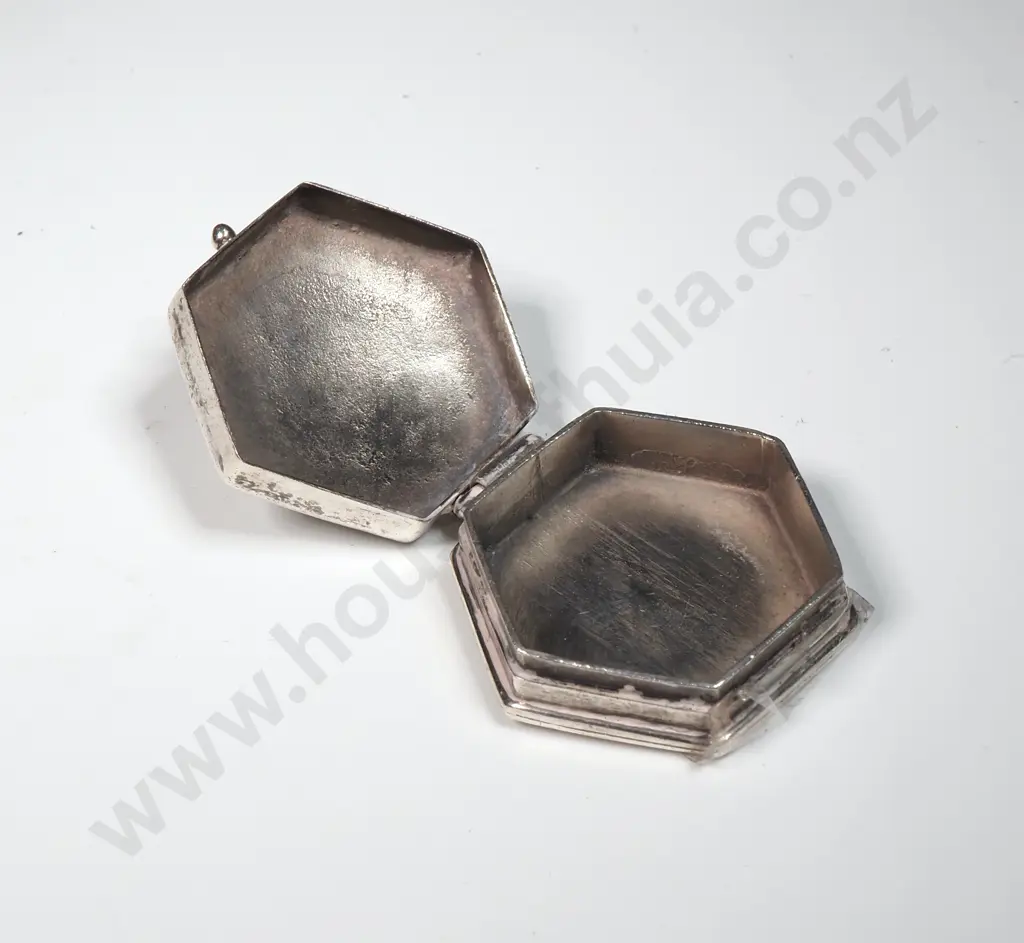 Sterling Silver Pill case Image 1++