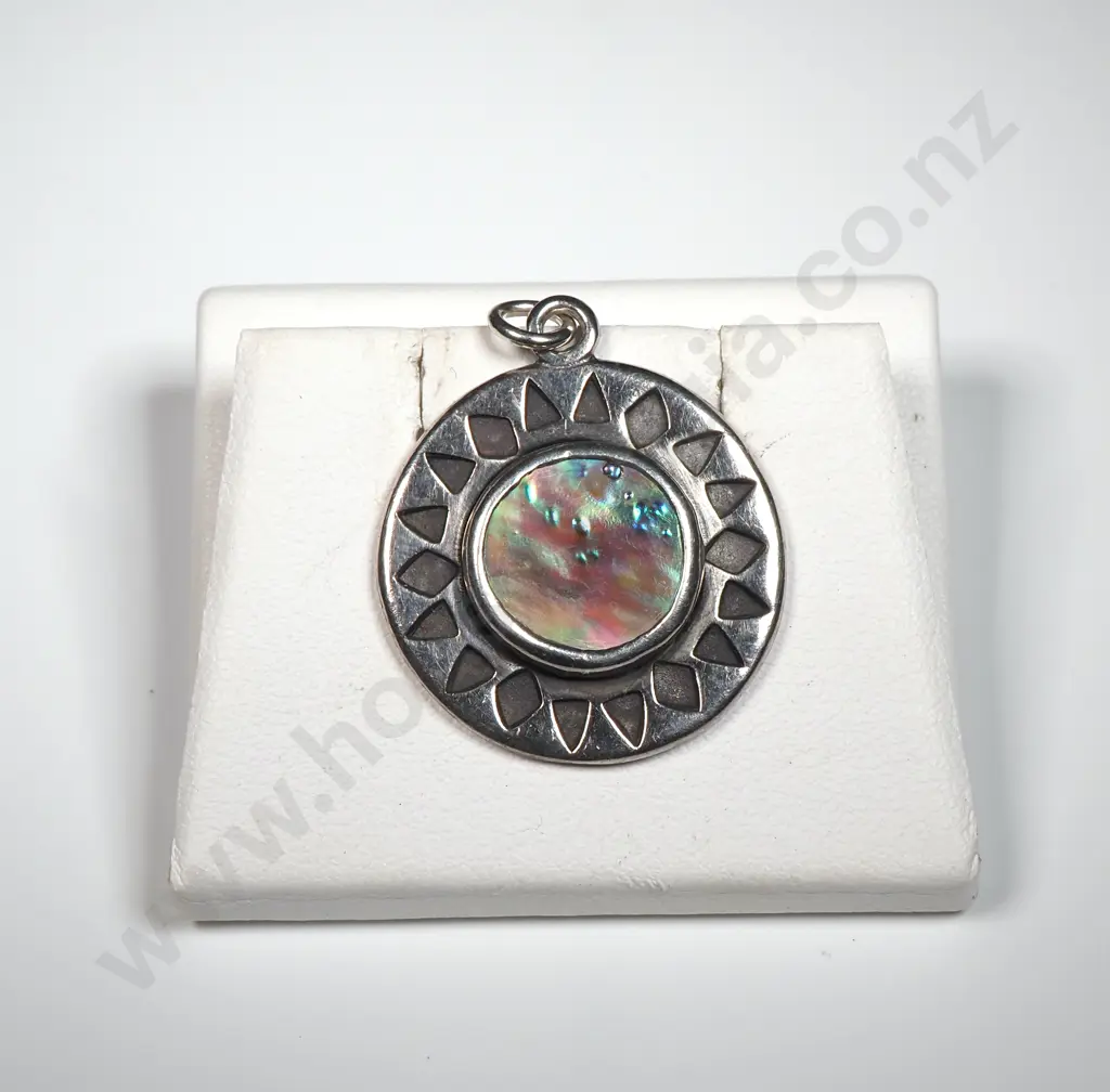 Sterling Silver Paua Shell Pendant Image 1++