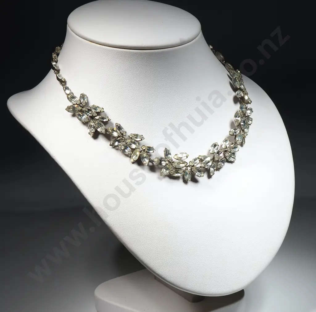 Rhinestone Crystal Cluster Wedding Necklace. Image 1++