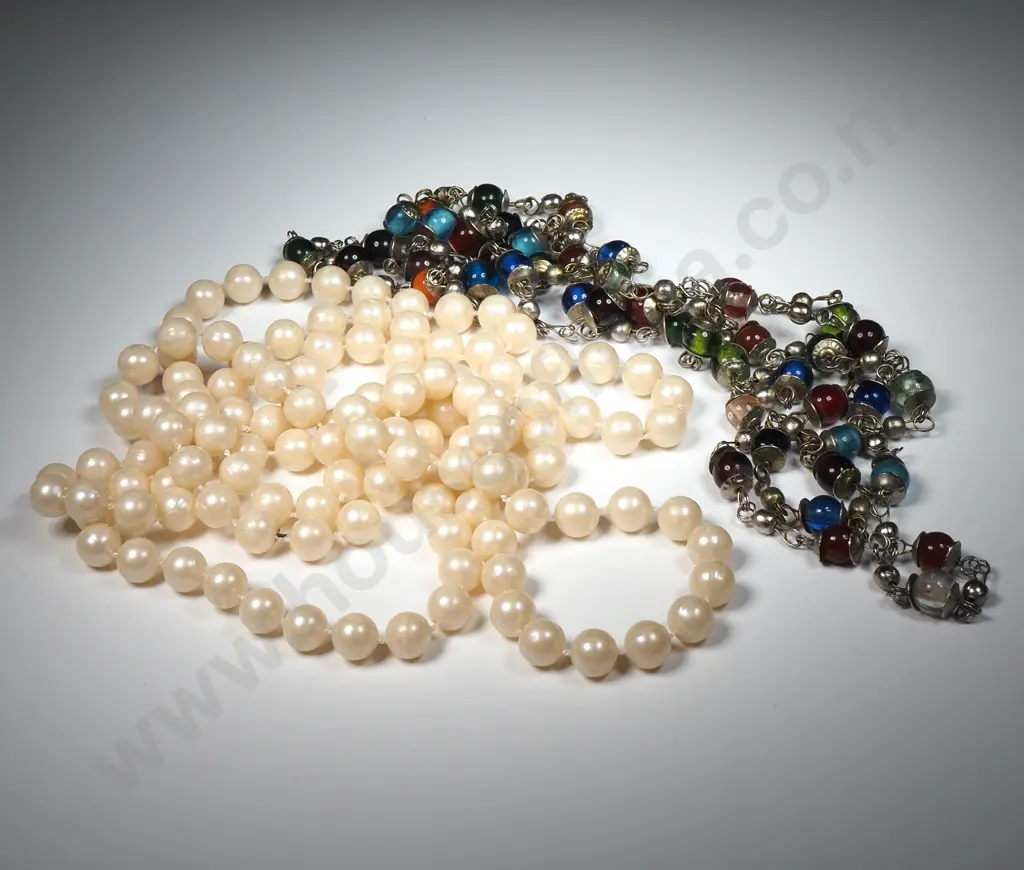 Two Strands of Vintage Bead Necklaces Image 1++