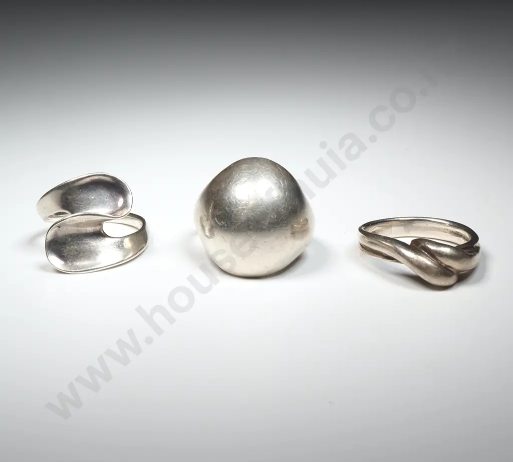Three Sterling Silver Rings Image 1++