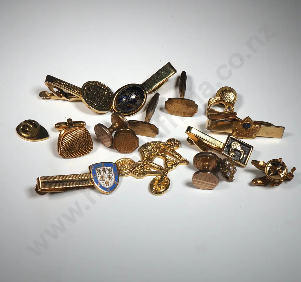 Collection Of Vintage Tiepins, Pins & Studs Image 1++