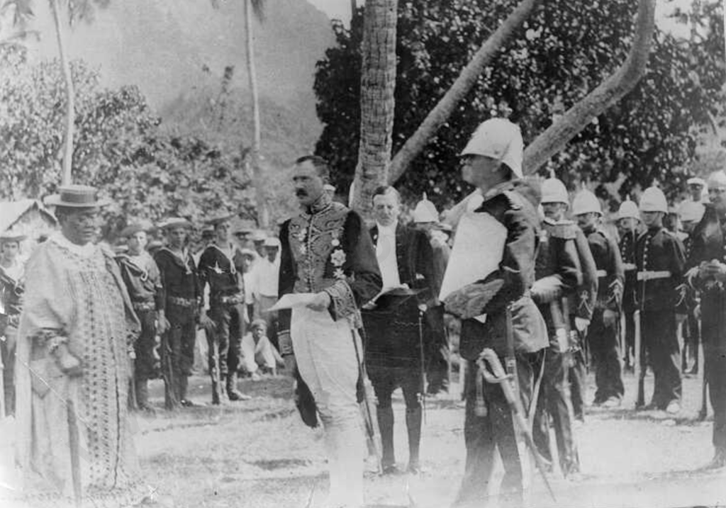Historically Important: Governor of New Zealand The Earl of Ranfurly's Civil Dress Sword in Original Carry Leather Bag Image 1++