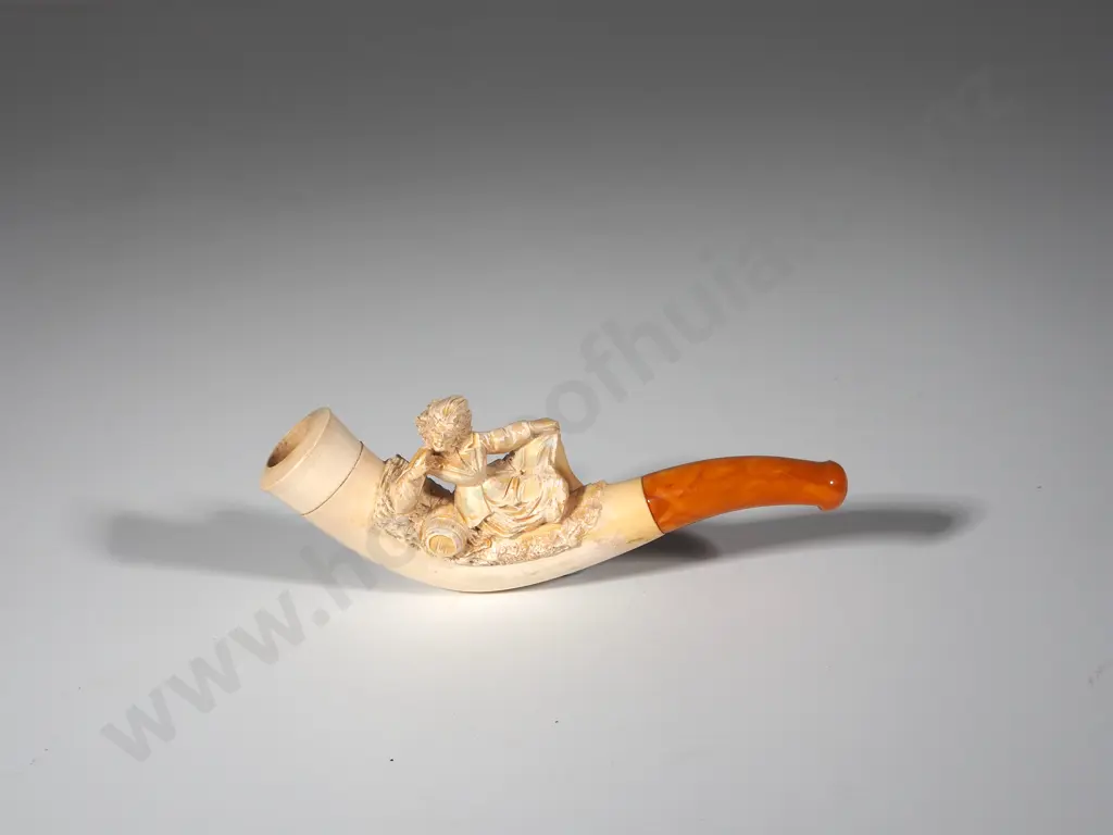 Ornate Decorative Pipe Image 1++
