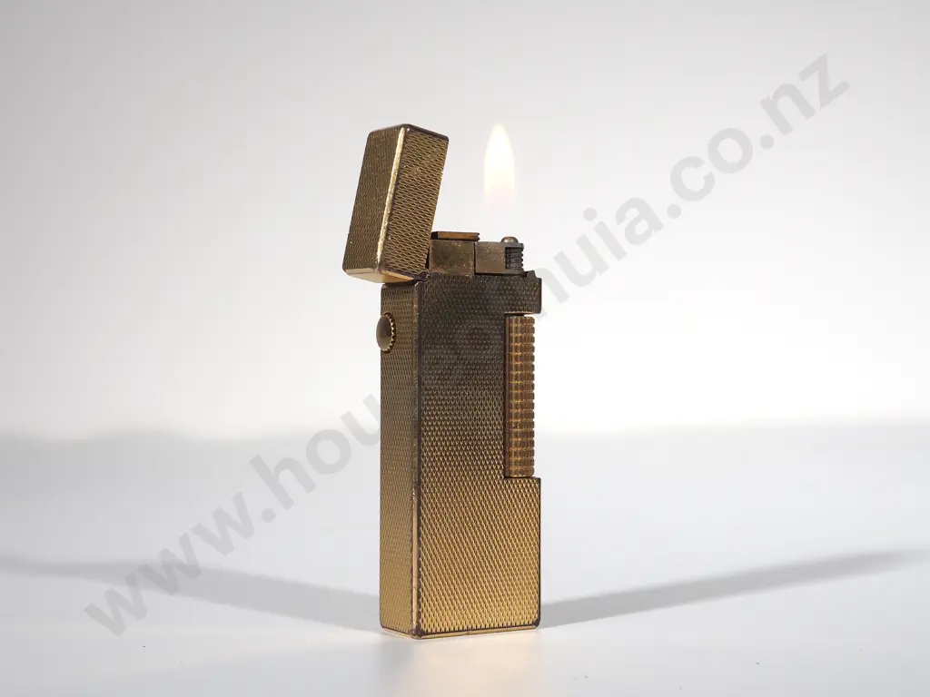 1950s Dunhill Gold Lighter Image 1++