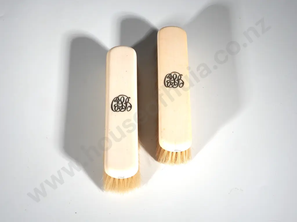 Pair of Gentleman's Elephant Ivory Clothes Brushes w 9ct Gold Inlaid Cyphers 'CSB' Image 1++