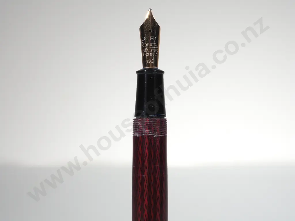 Conway Stewart 601 14ct Gold Nib in Burgundy Herringbone Image 1++