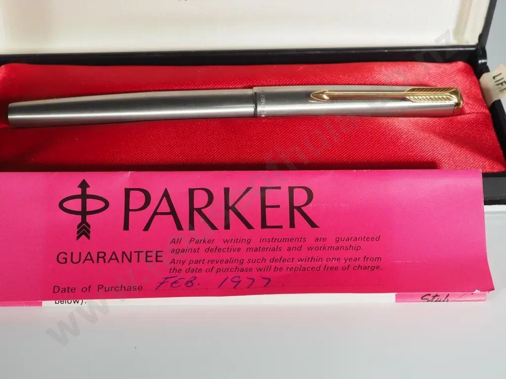 Boxed Brushed Stainless Parkler Fountain Pen: Made in England w Alternate Cartridge Image 1++